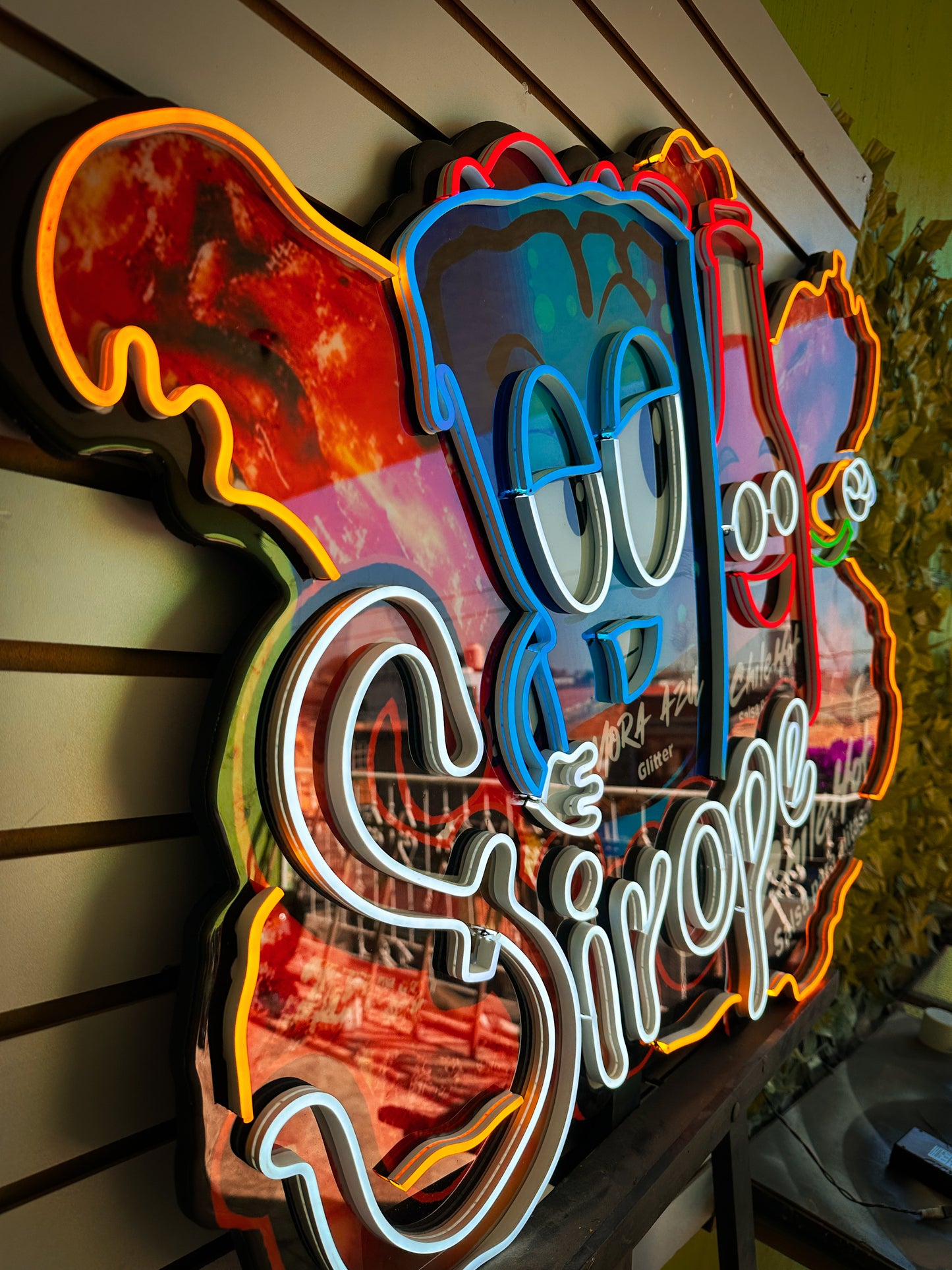 Letrero Personalizado de Resina Epóxica y Neon