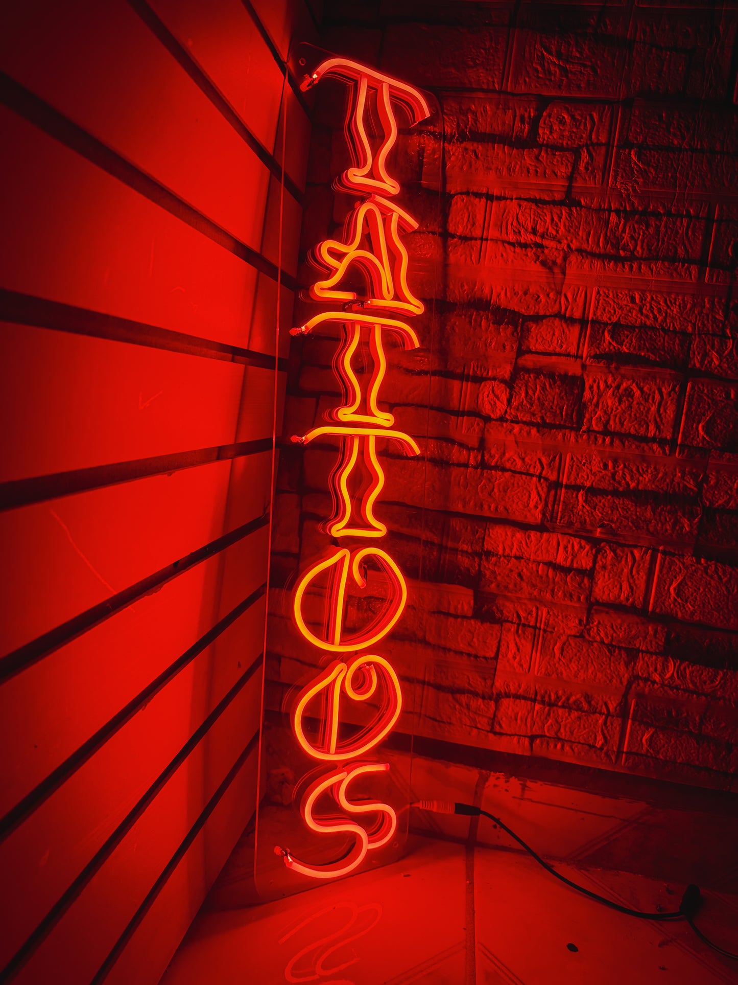 Letrero Tattoo Neon ( Colores Varios )