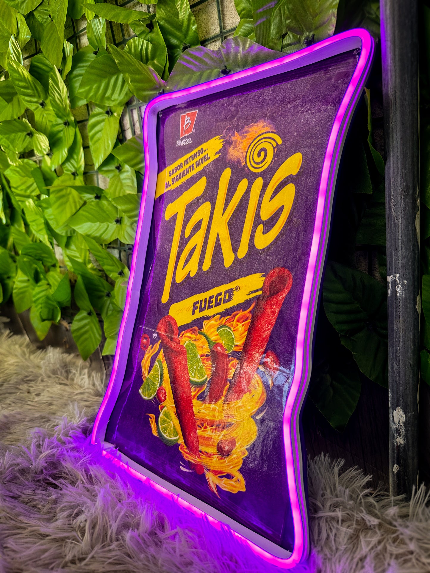 Letrero Neon Takis - Letreros de Snacks