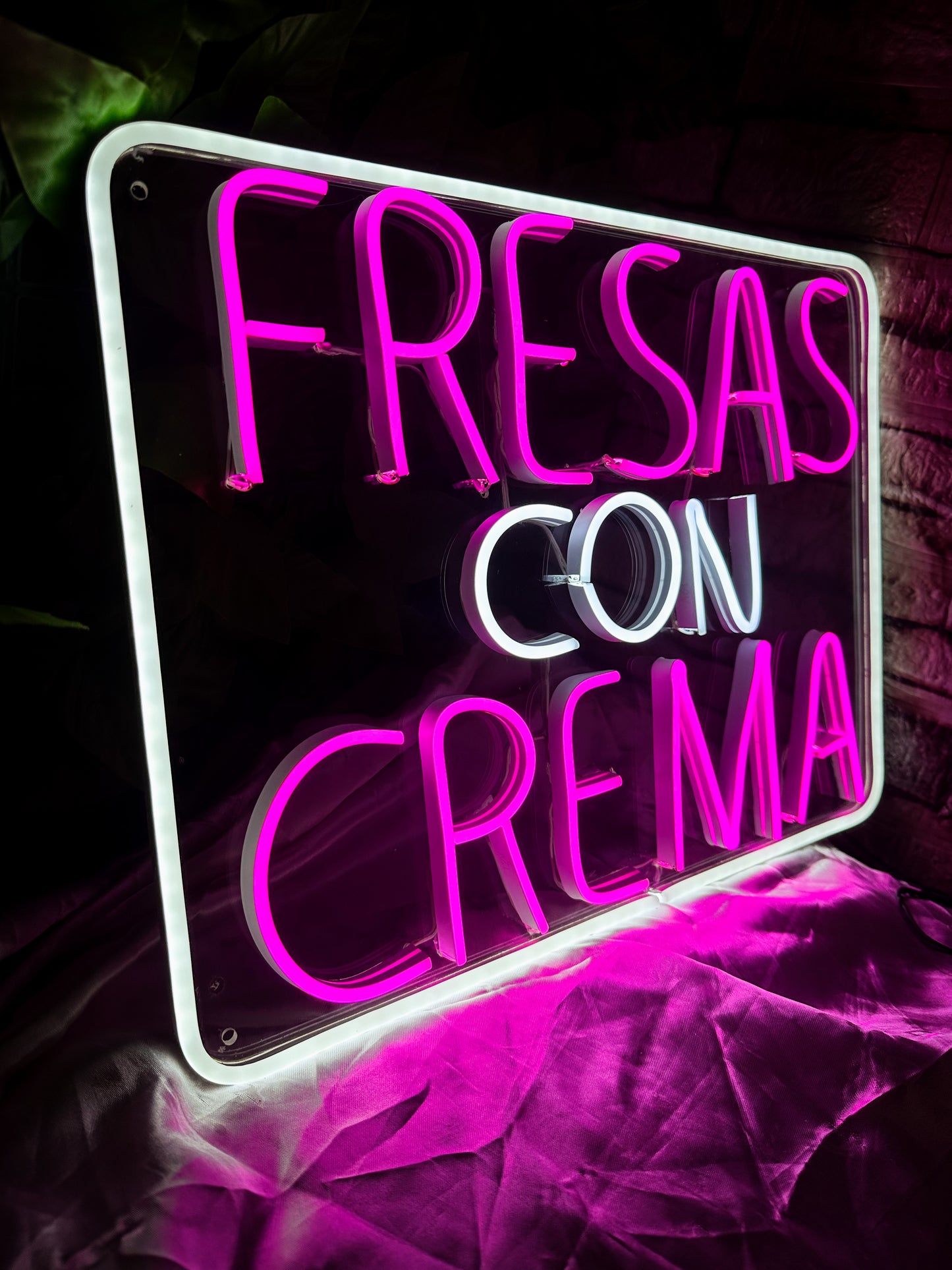 Letrero Neon Fresas Con Crema Luminoso