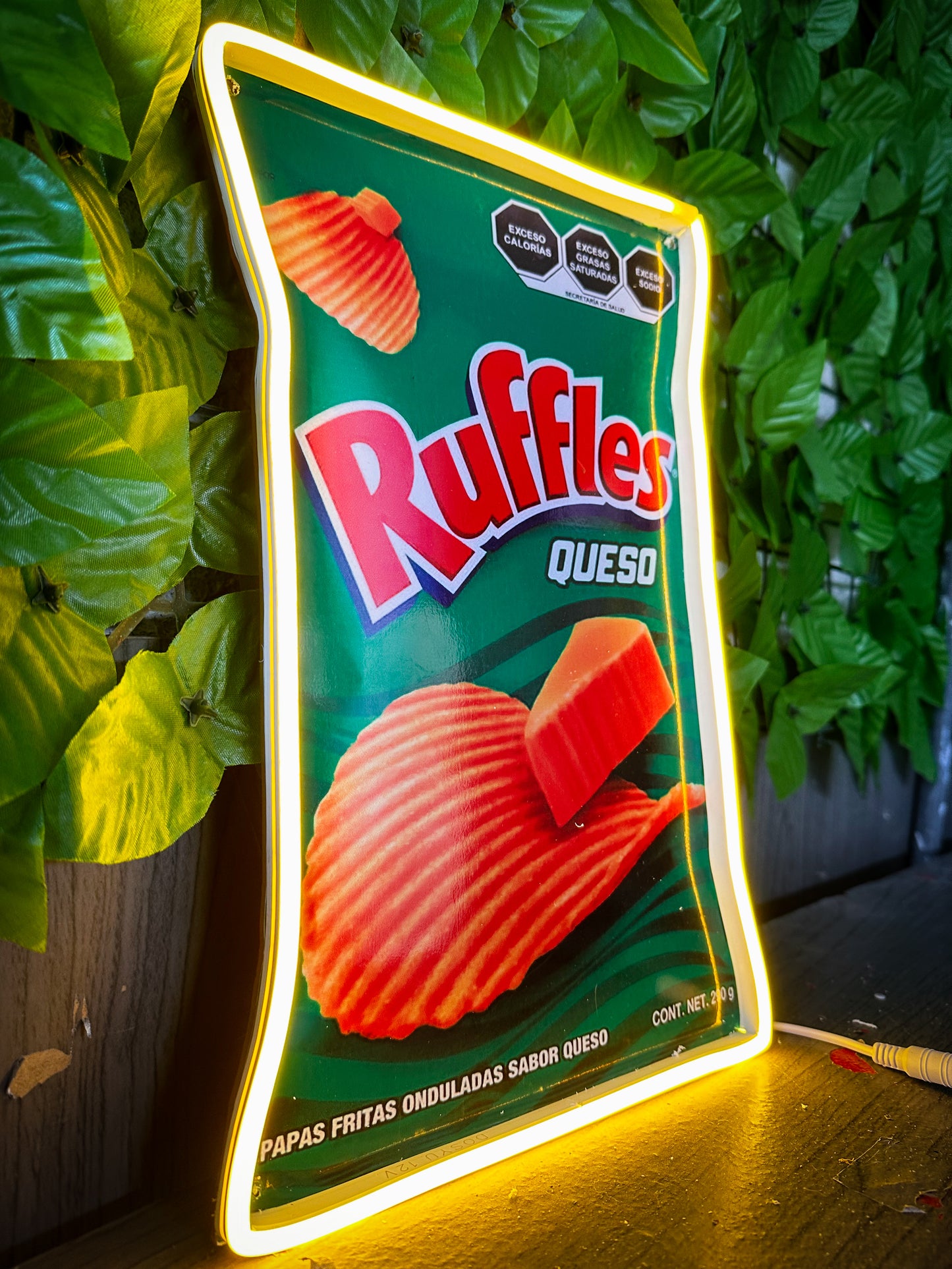 Letrero Neon Ruffles (snacks Neonled)