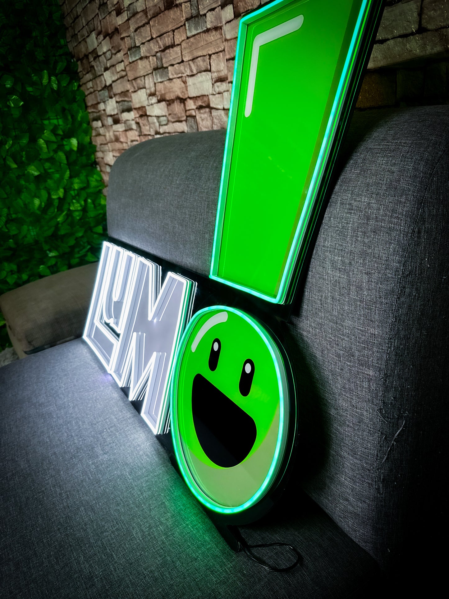 Logo Personalizado Espejo Neon - Tu Logo Impreso Con Resina y Neon 75 cm