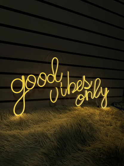 Letrero Neon Good Vibes Only